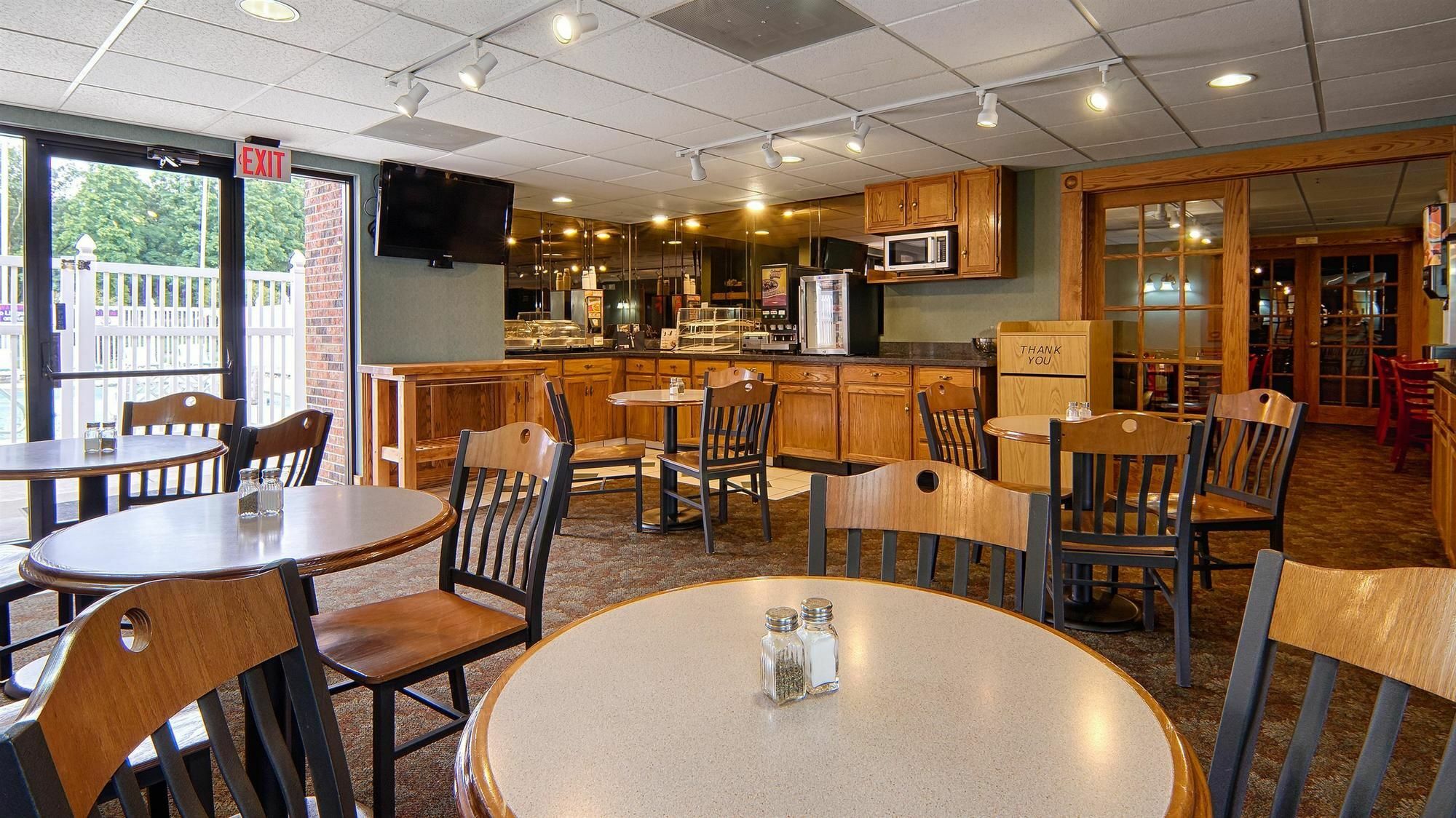 Best Western Kendallville Inn Exterior foto